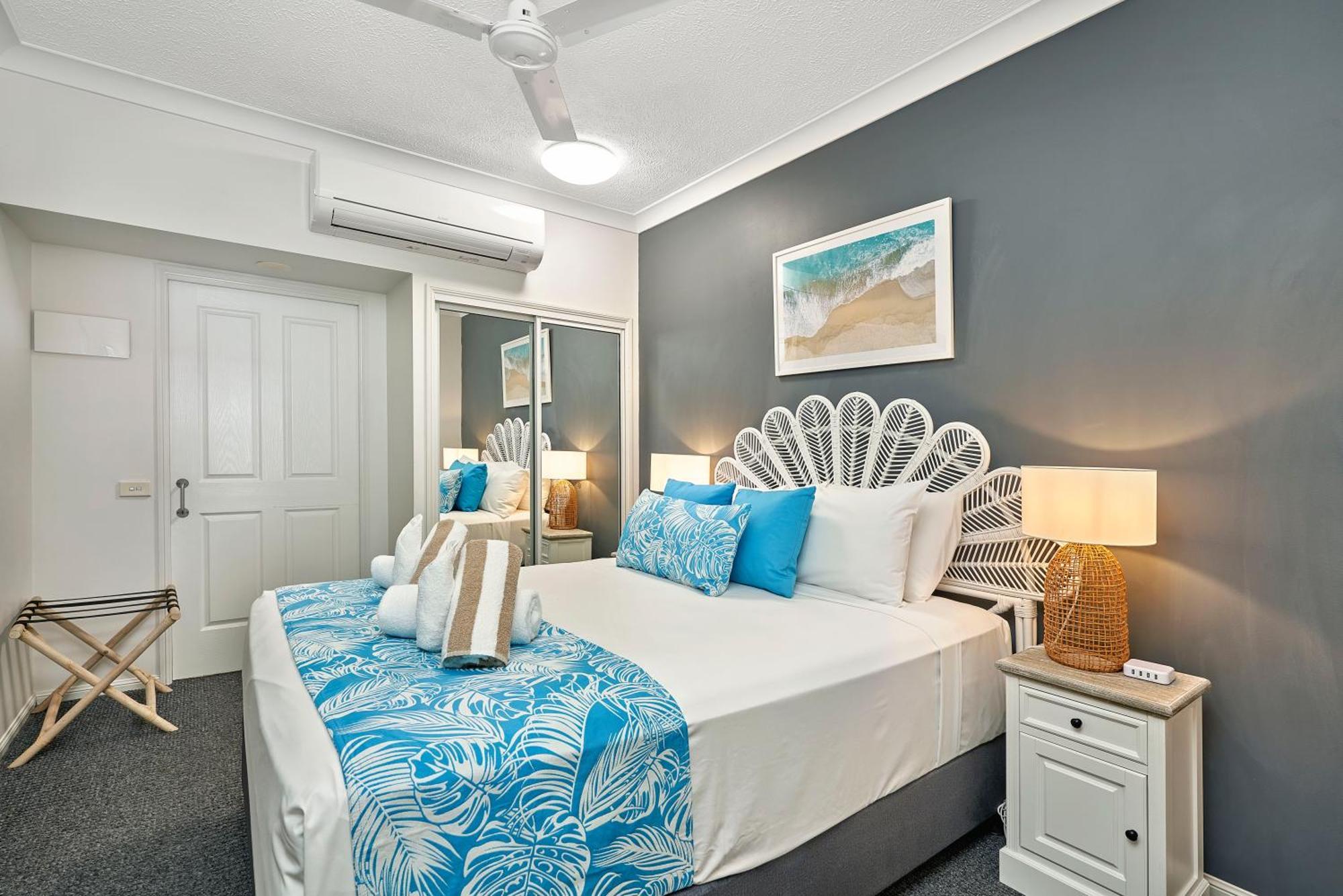 Alassio Apartments With Direct Pool Access Palm Cove Phòng bức ảnh